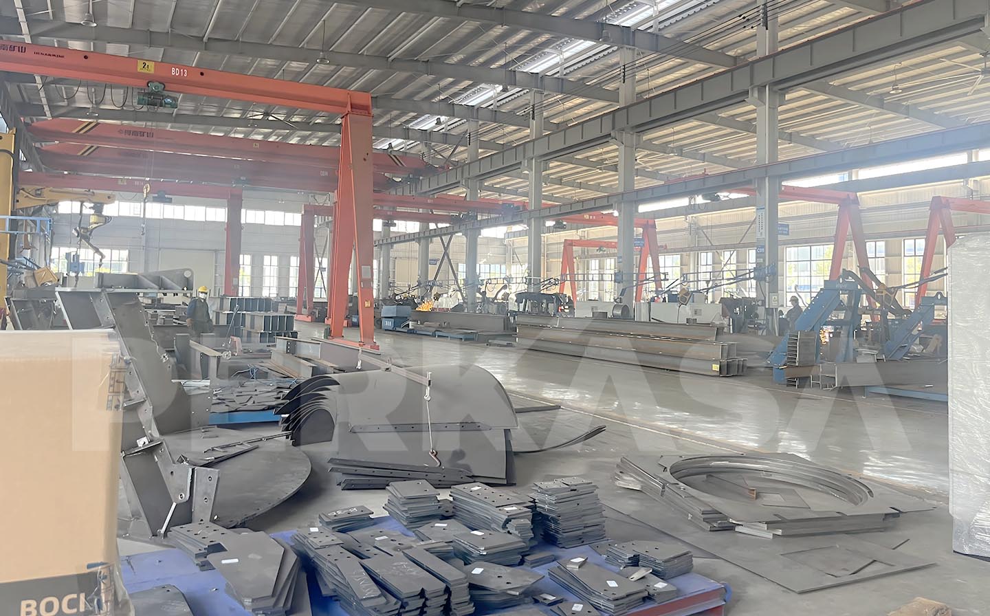 MODERN FACTORY 